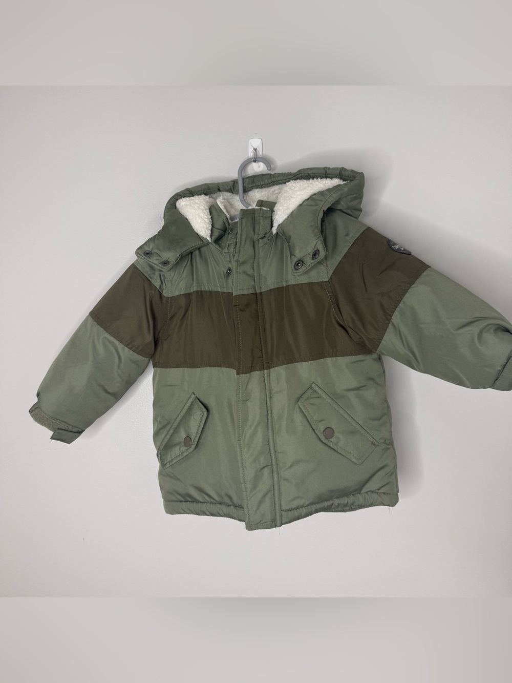 OshKosh B'gosh Two-Tone Olive Green Hooded Puffer Toddler 24M